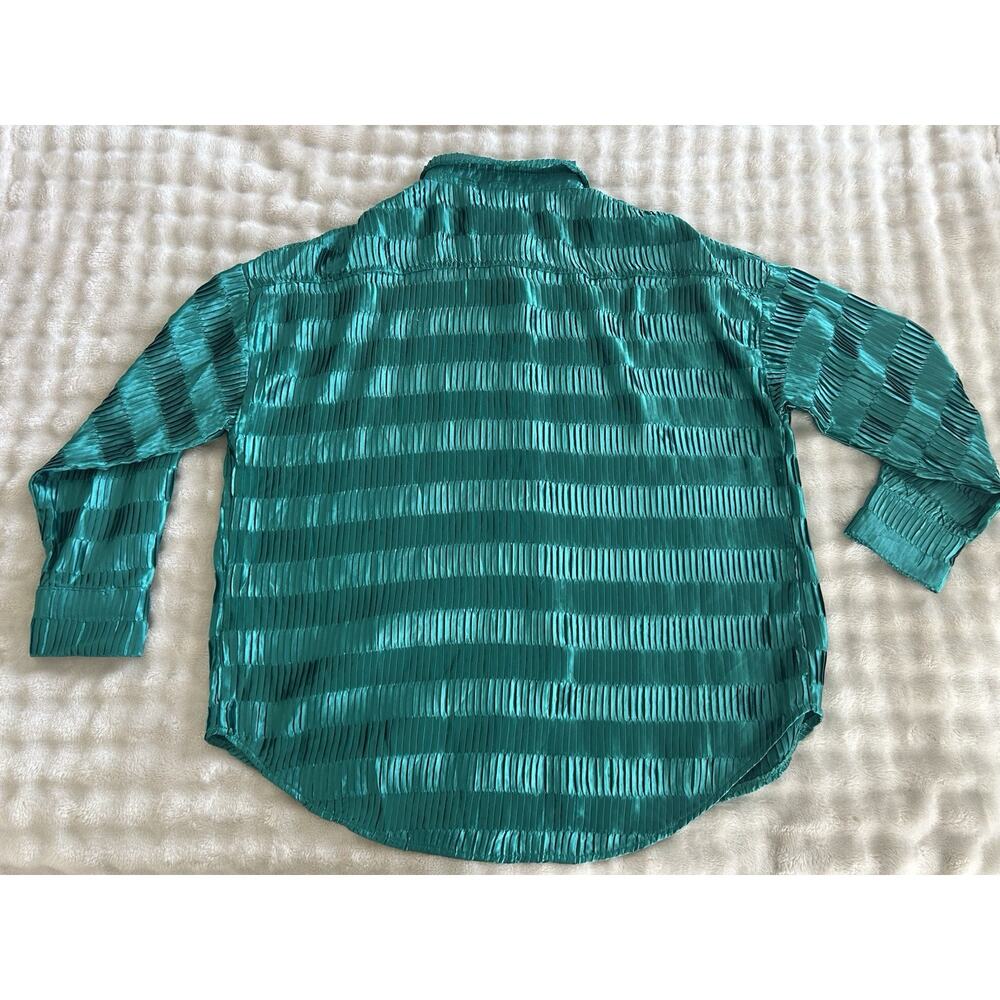 Willow Root Ribbed Button Down Blouse In Woman’s Medium - Picture 5 of 5